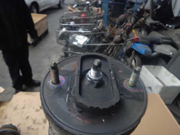 AMORTISSEUR ARRIERE RENAULT TWINGO 1993-2004 - Vue 2